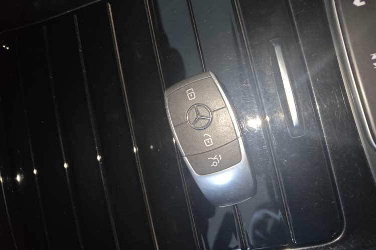 Used Mercedes-Benz GLB 2021 GLB 200 Fashion Model Vehicle Key