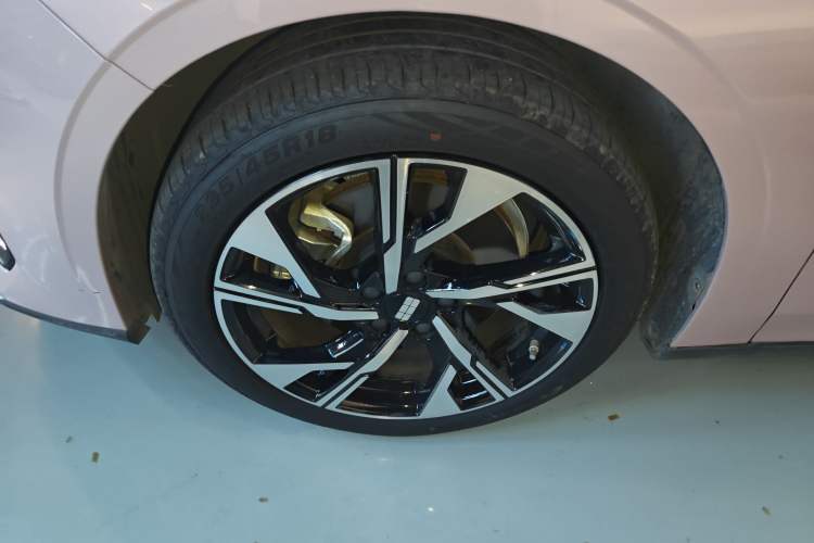 Used Geely Galaxy L6 2024 125km Creative Edition