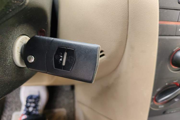 Used Mazda 3 2010 1.6L Automatic Classic Stylish Version Vehicle Key