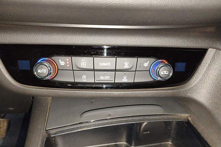 Used Buick Regal 2024 25T Deluxe Edition