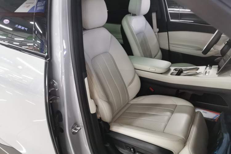 Used Nio ES7 2024 100kWh Right Front Seat