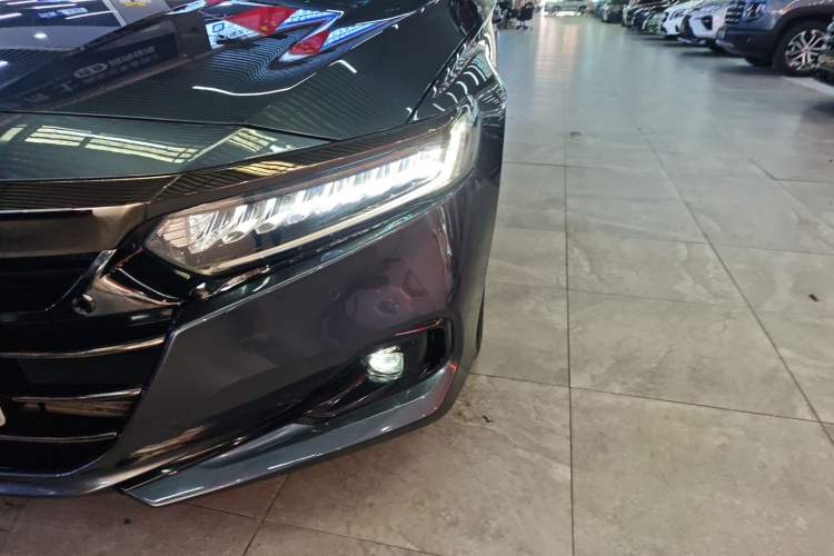 Used Honda Accord 2022 260TURBO Phantom Night · Prestige Edition Left Front Headlight