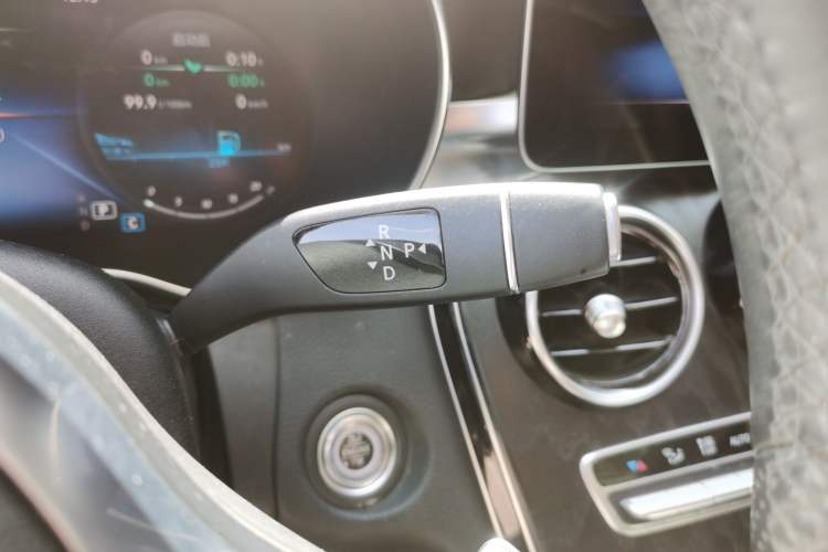 Used Mercedes-Benz C-Class 2020 Restyled C 260 L Sport Edition Gear Lever