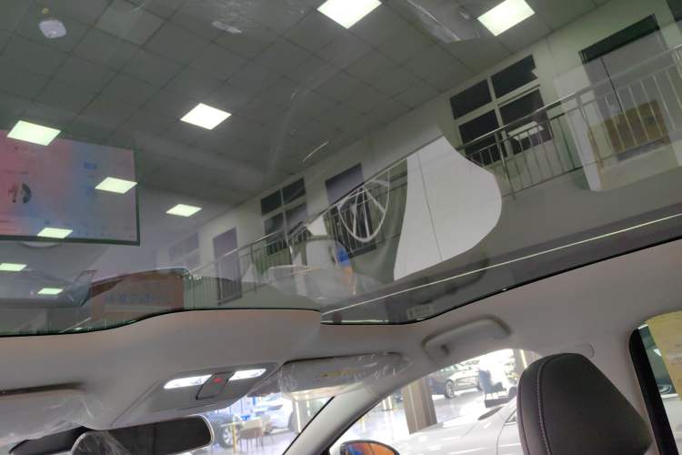 Used Baojun Enjoy 2025 Plug-in Hybrid 140km Luxury Edition
