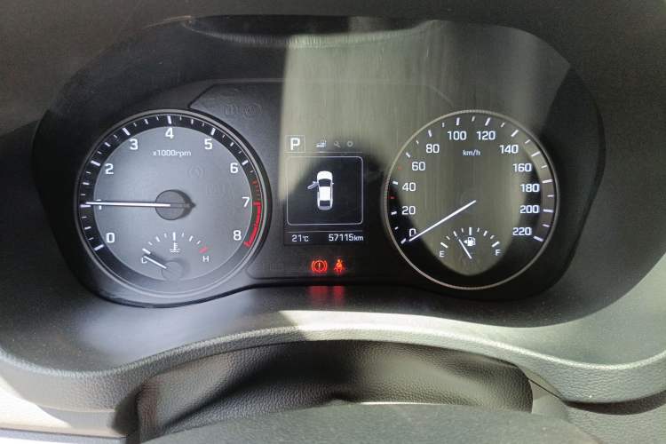 Used Hyundai Verna (new generation) 2016 1.4L Automatic Sport Edition Instrument Cluster