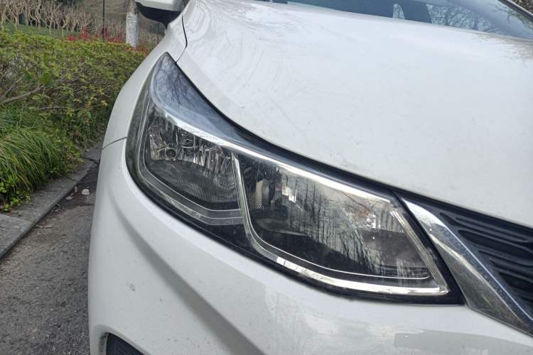 Used Chevrolet Cruze 2017 1.5L Automatic Pioneer Sunroof Edition