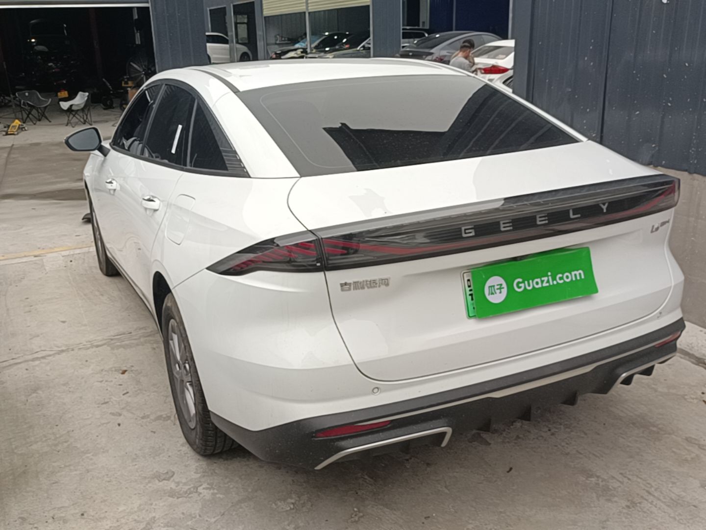 Geely Galaxy L6 2025 EM-i 60km Launch Edition — снимка 4