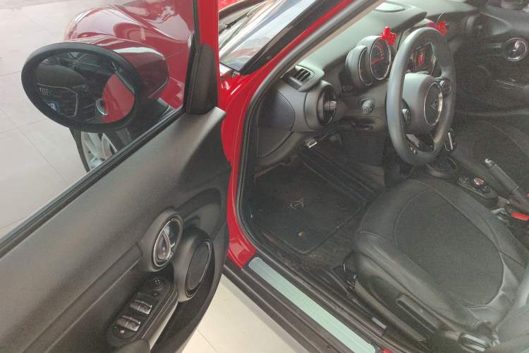 Used MINI 2021 1.5T ONE Five-Door Version