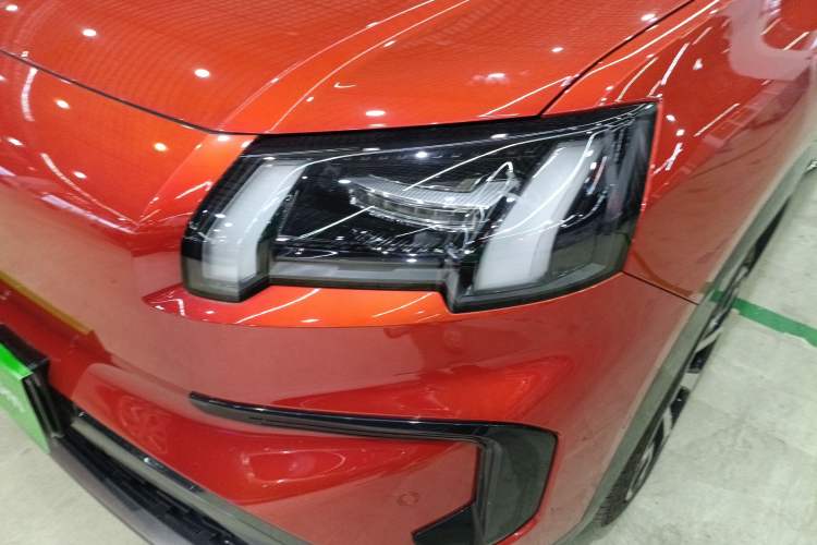 Used AION V 2024 Aion Tyrannosaurus 650 LiDAR Edition
