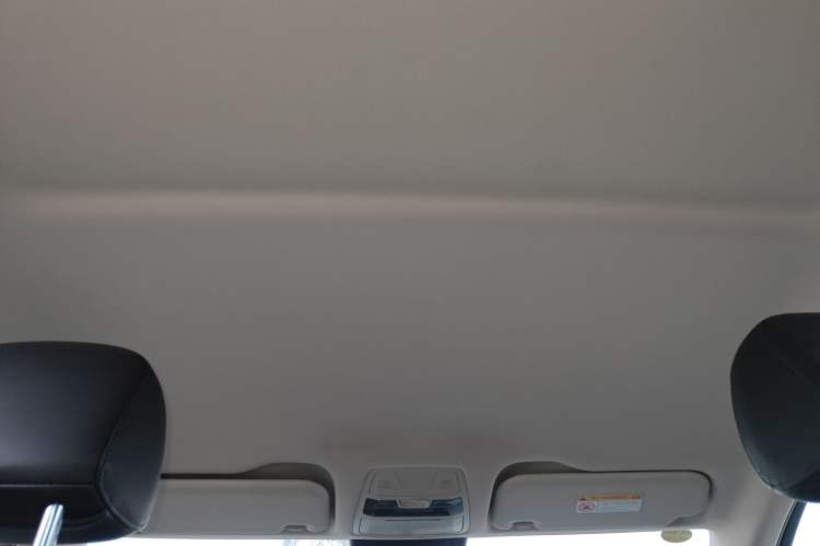 Used Hongqi E-QM5 2021 Online Booking Charging Basic Edition 5 Seats