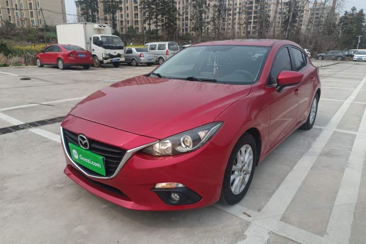 Used Mazda 3 Axela 2016 Hatchback 1.5L Automatic Luxury Model