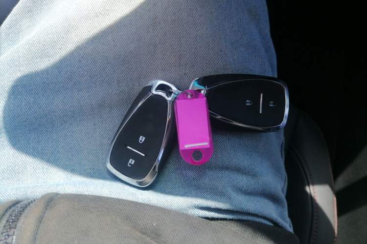 Used Chevrolet Orlando 2018 Redline 530T Automatic Enjoyment Edition (5+2 Model) – China V Standard Vehicle Key