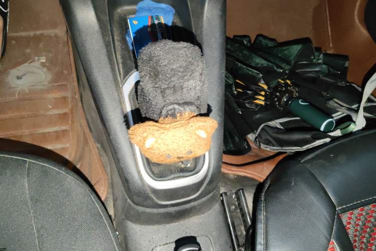 Used Peugeot 301 2014 1.6L Manual Comfort Edition
