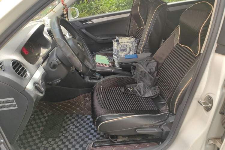 Used Volkswagen Jetta 2015 1.6L Automatic Comfort Model Left Front Seat