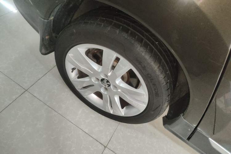 Used Peugeot 3008 2016 2.0L Automatic Classic Edition