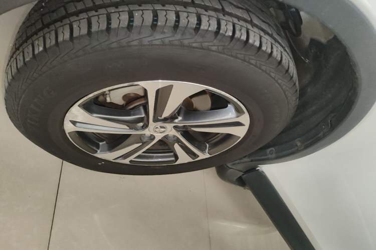 Used Toyota RAV4 2015 2.0L CVT Two-Wheel Drive Fashion Edition