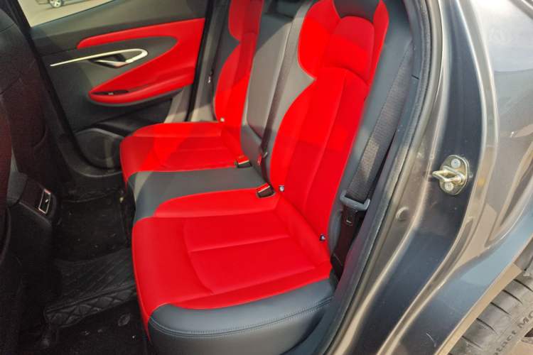 Used CHANGAN UNI-T 2020 1.5T Prestige Version