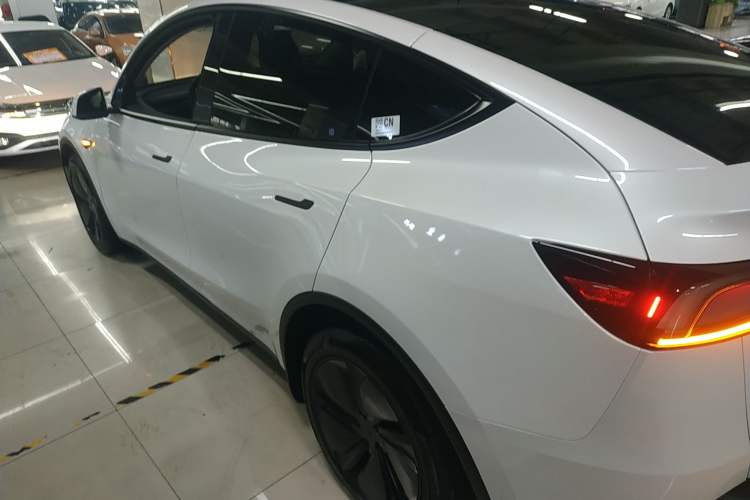 Used Tesla Model Y 2025 Updated Version Long-Range All-Wheel Drive