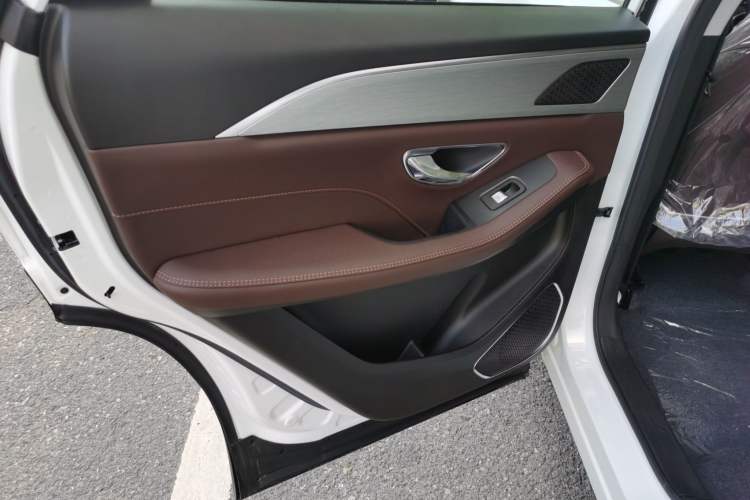 Used JETOUR X90 2024 1.6T DCT Qilin Edition 7-Seater