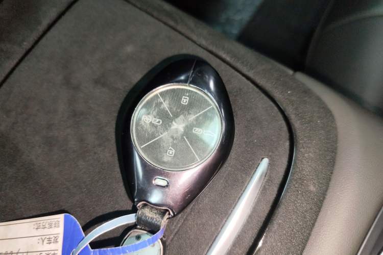 Used XPeng P7 2022 670E+
