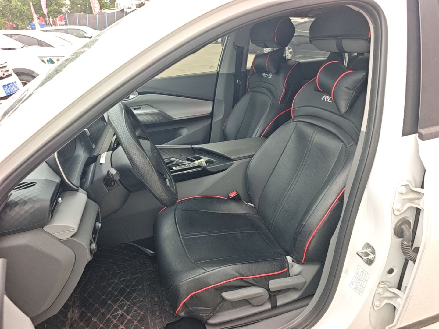 Interior delantero