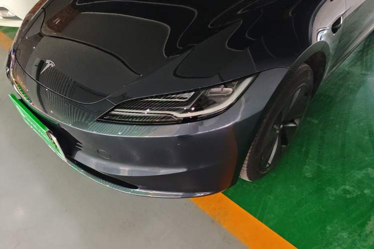 Used Tesla Model 3 2023 Rear-Wheel-Drive Version
