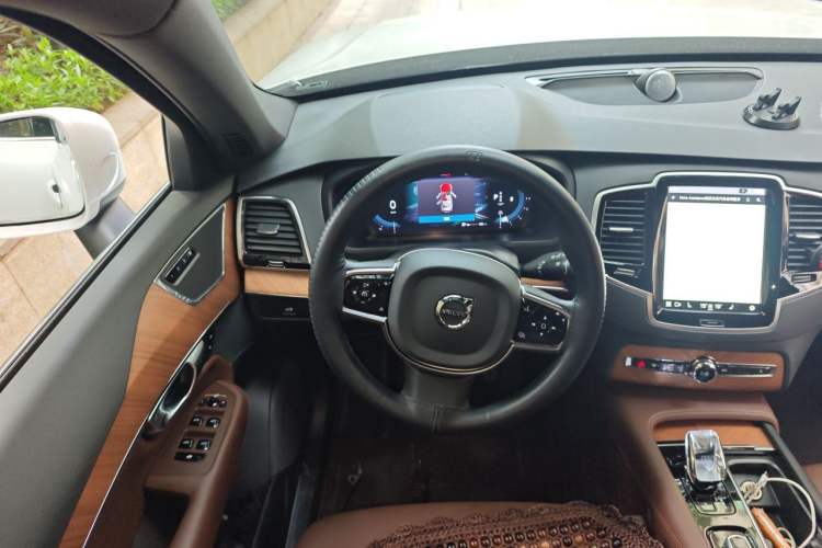 Used Volvo XC90 2024 B6 Zhiyi Luxury 7-Seater