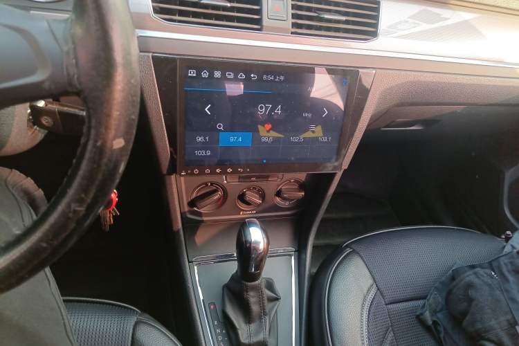 Used Volkswagen Bora 2017 1.6L Automatic Fashion Model