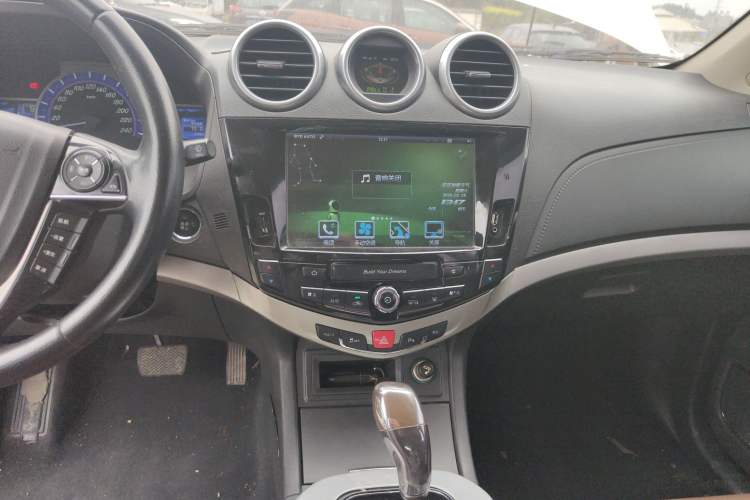 Used BYD S7 2015 2.0T Upgraded Automatic Luxury Version
