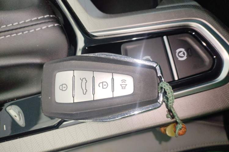 Used Geely Auto Emgrand 2022 4th Generation 1.5L CVT Flagship Model
