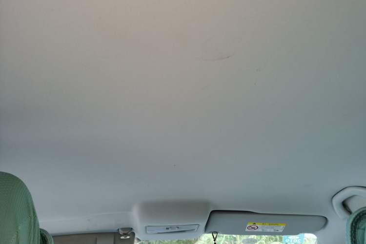 Used Volkswagen Polo 2016 1.4L Manual Fashion Model Headliner