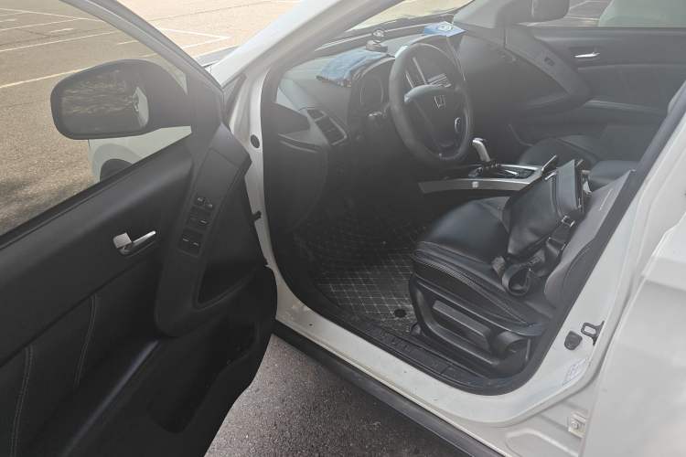 Used Luxgen U6 SUV 2016 1.8T Style Value Model
