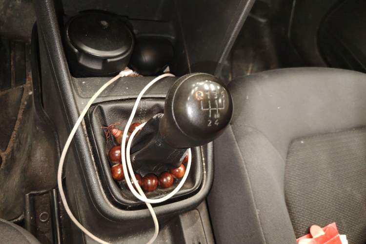 Used Volkswagen Santana 2015 1.6L Manual Fashion Edition Gear Lever