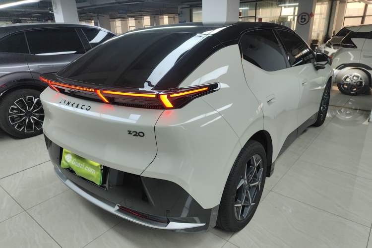 Used Lynk & Co Z20 2025 530 km Range Rear-Wheel Drive Max
