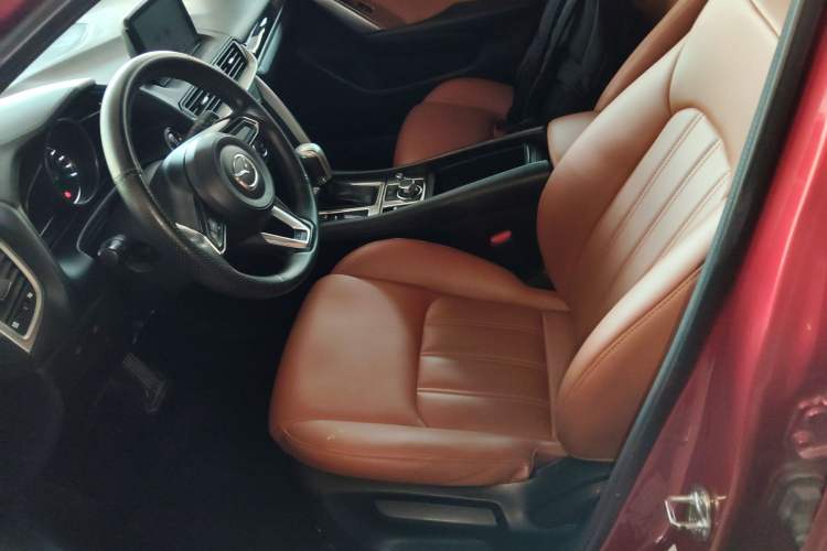 Used Mazda CX-4 2018 2.0L Automatic Two-Wheel Drive Blue Sky Dynamic Version China VI Standard Left Front Seat