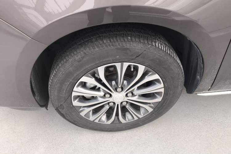 Used Buick GL8 2023 Land Executive Class 652T Luxury Model