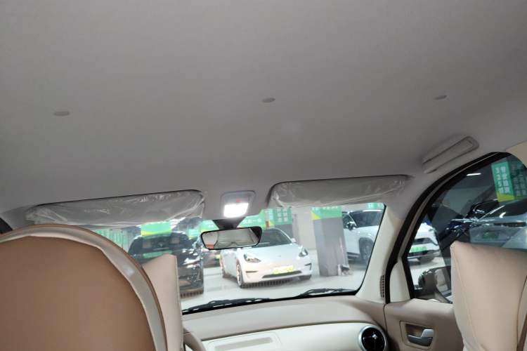 Used Wuling Hongguang MINIEV 2025 Four-Door Version Advanced Edition Headliner