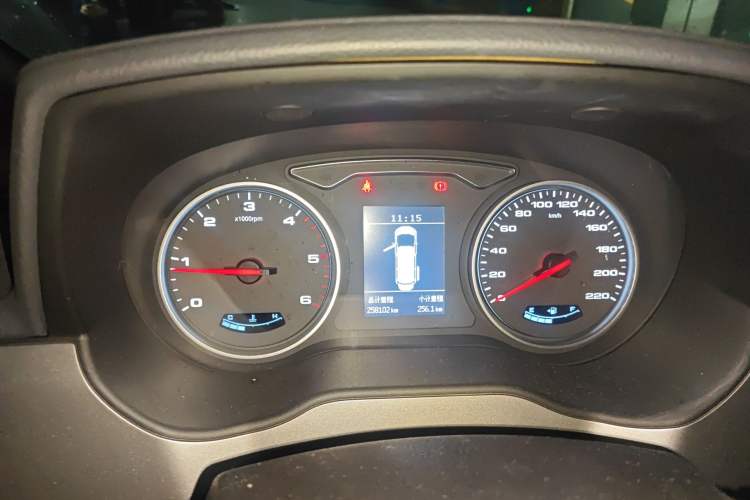 Used JAC Refine M4 2020 2.0 CTI Diesel Manual Jingrui Model China VI Standard
