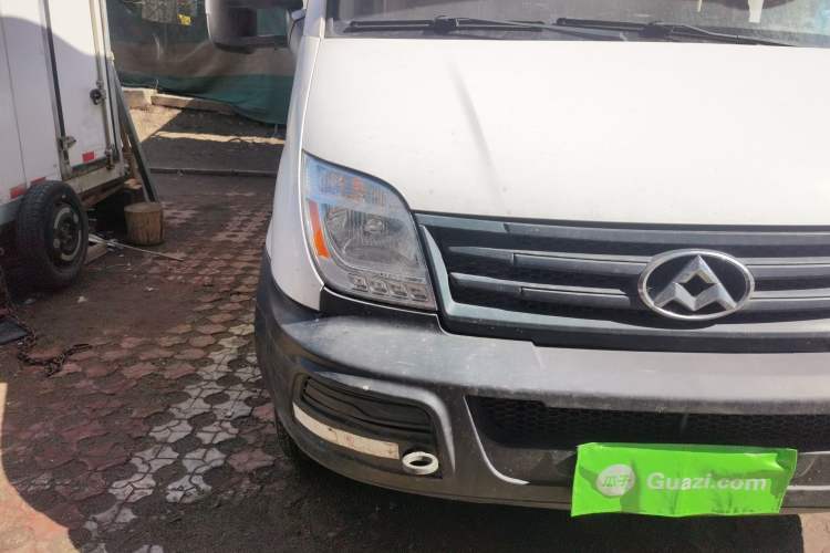 Used SAIC MAXUS Xintu V80 
