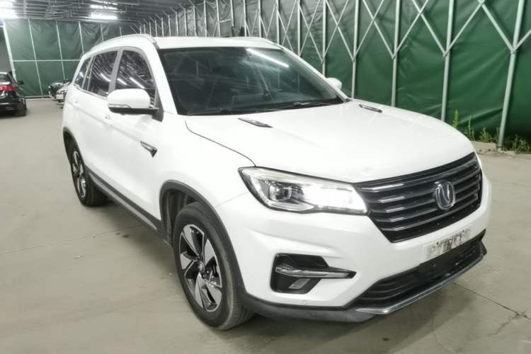 Used CHANGAN CS75 2018 280T Automatic Smart Edition China V-standard Front Right 45 Deg