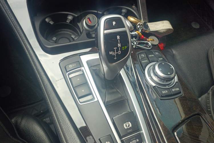 Used BMW 5 Series 2013 530i Luxury Touring Edition