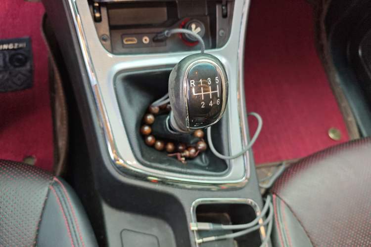 Used Baojun 560 2016 1.8L Manual Luxury Edition
