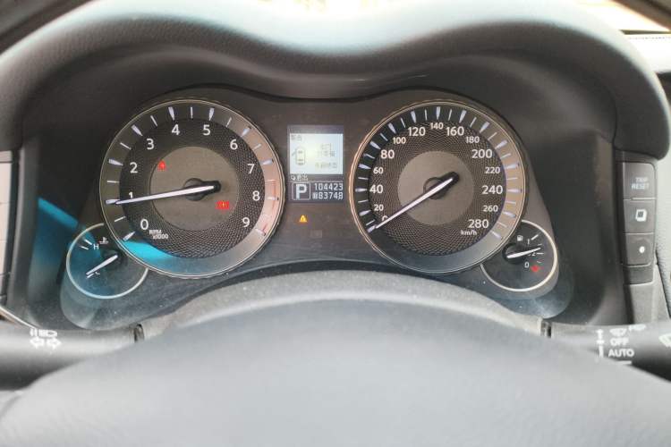 Used Infiniti Q70 2013 Q70L 2.5L Elegance Edition Instrument Cluster