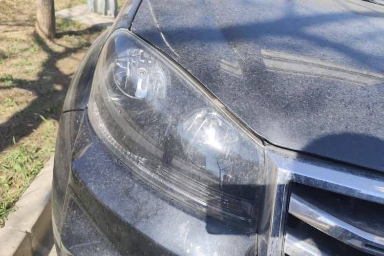 Used Great Wall Wingle 5 2017 2.4L European Version Gasoline Two-Wheel Drive Entry-Level Big Double Cab 4G69S4N