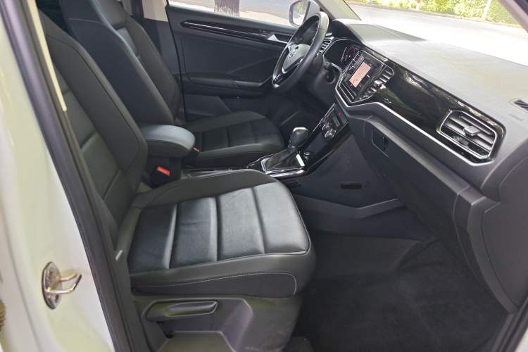 Used Volkswagen T-ROC 2020 280TSI DSG Two-Wheel Drive Comfort Version