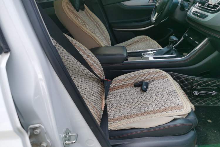 Used CHANGAN CS75 2020 280T DCT Luxury Version China VI Standard Right Front Seat