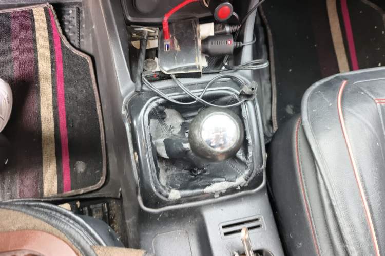 Used CHANGAN OSHAN X70A 2020 1.5L Manual Comfort Version Gear Lever