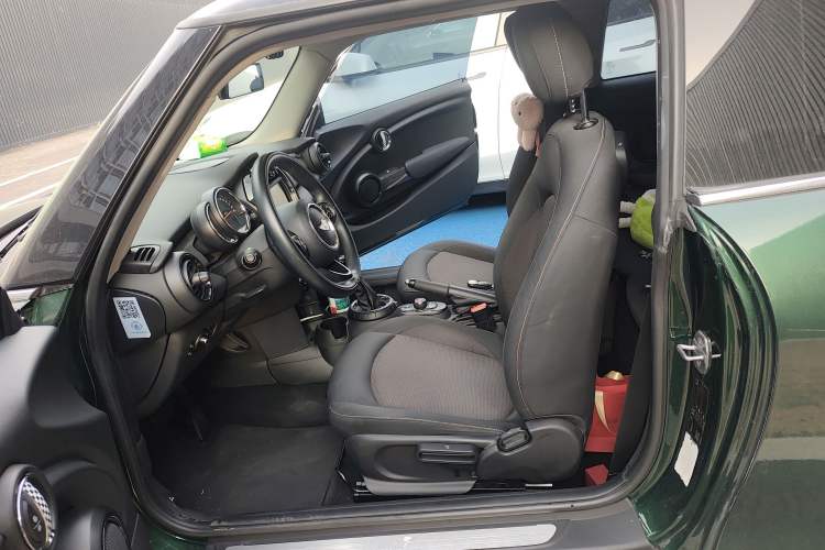 Used MINI MINI 2014 1.5T COOPER Fun