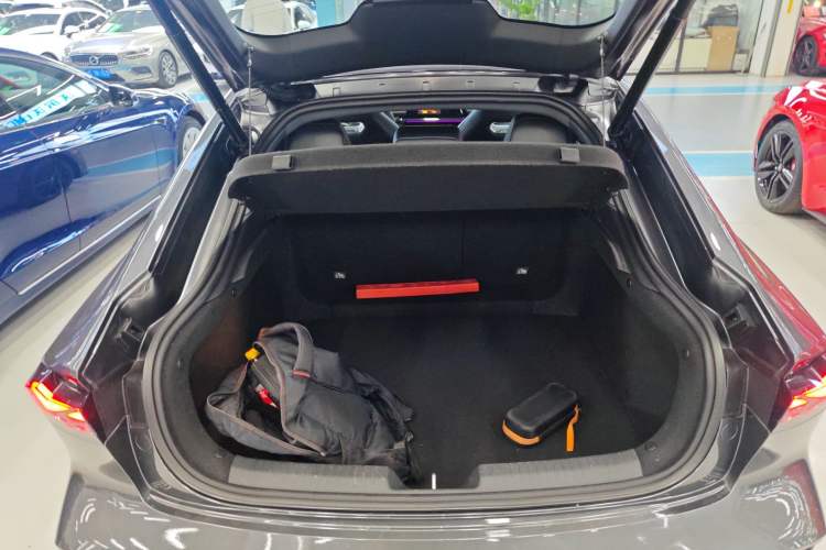 Used CHANGAN UNI-V 2024 1.5T High-Energy Version
