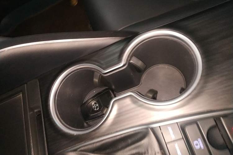 Used Toyota Camry 2021 2.5G Luxury Edition